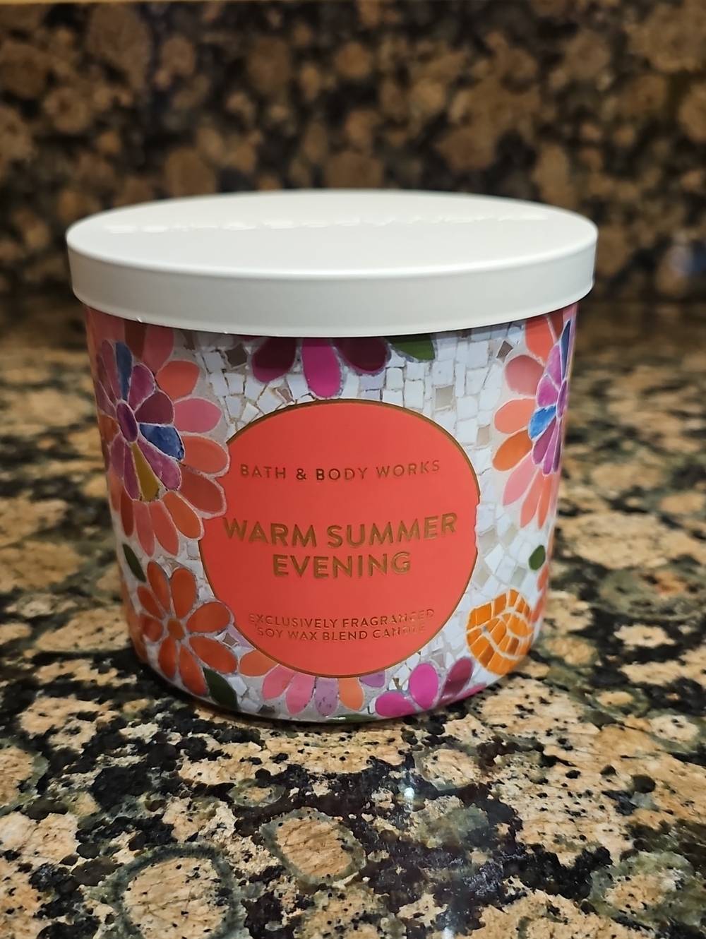 Bath & Body Works Warm Summer Evening Scented  3 Wick Candle